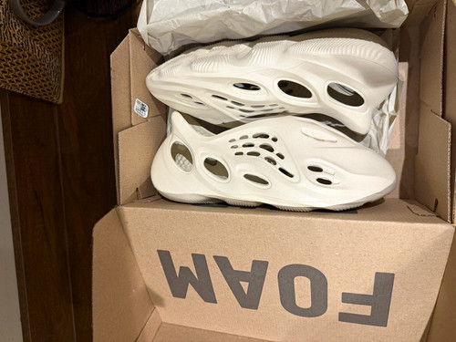 Adidas yzy foam - adidas, runner