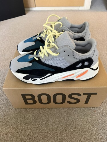 Adidas yeezy boost 700 - boost, wave