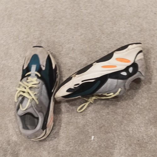 Yeezy 700 wave - yeezy,