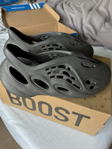 Adidas yeezy foam - adidas, runner