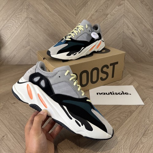 Adidas yeezy boost 700 wave - 700,