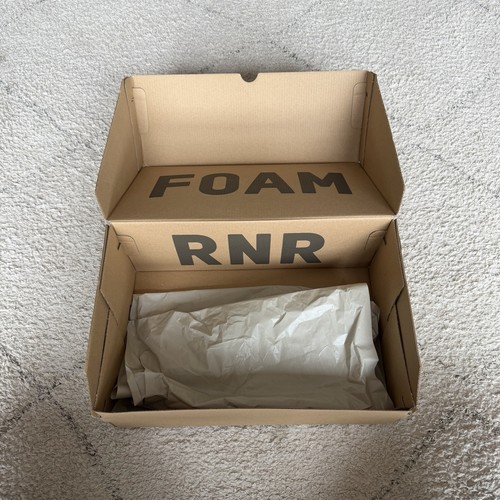 Yeezy foam runner - shoe, box