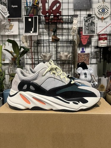 Yeezy boost 700 wave runner - 700,